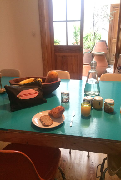 Breakfast at home with the Lips. You can see in the background the pots we designed for the Archivo Pavilion in the gardens of Archivo Diseño y Arquitectura in Mexico City.